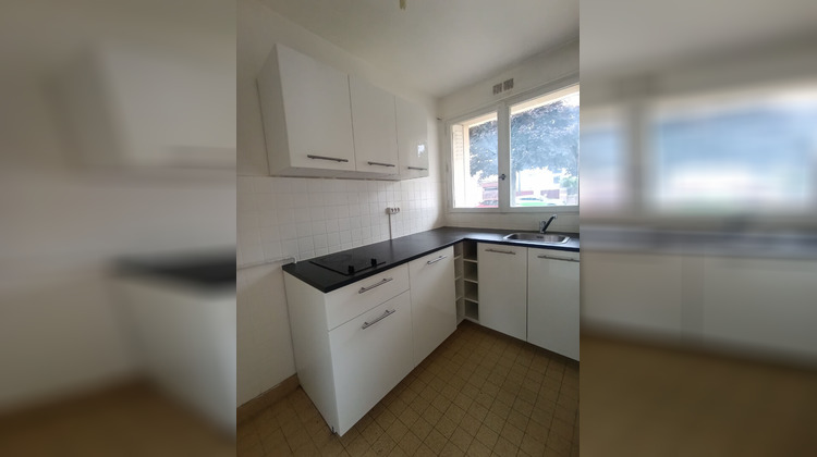 Ma-Cabane - Location Appartement SAINT-MAUR-DES-FOSSES, 30 m²
