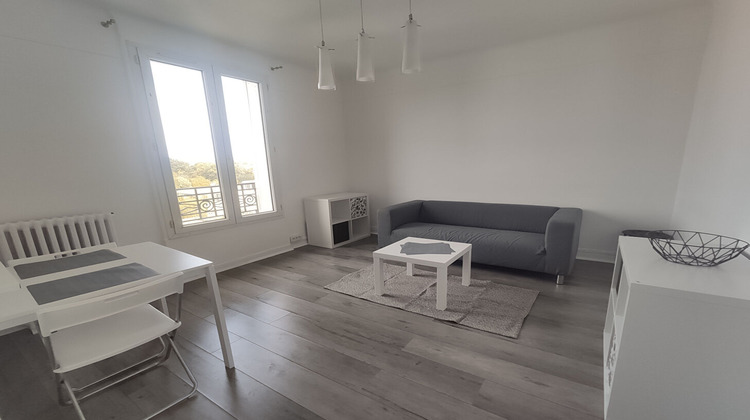 Ma-Cabane - Location Appartement SAINT-MAUR-DES-FOSSES, 32 m²