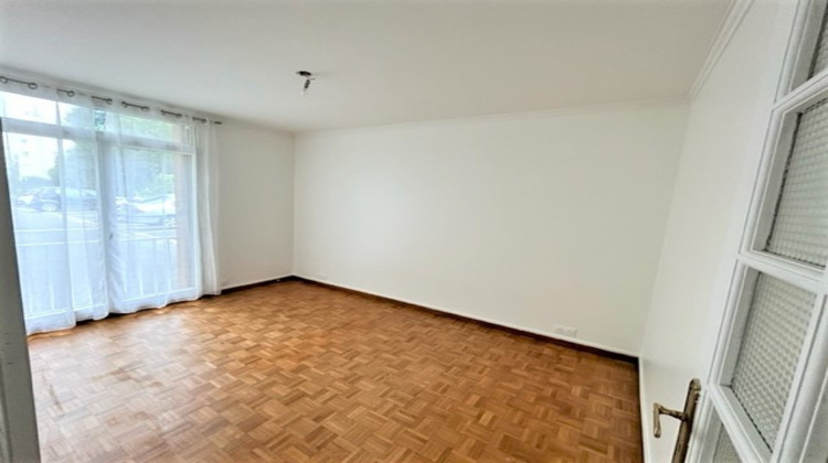 Ma-Cabane - Location Appartement SAINT-MAUR-DES-FOSSES, 46 m²