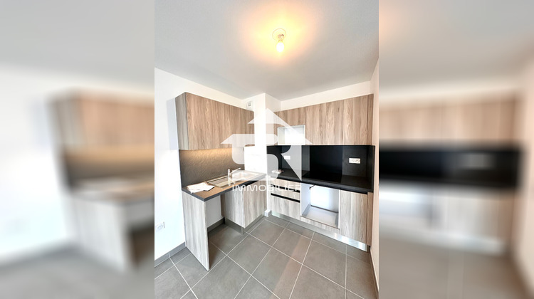 Ma-Cabane - Location Appartement SAINT-MAUR-DES-FOSSES, 64 m²