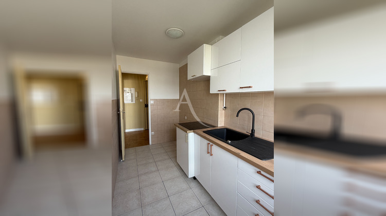 Ma-Cabane - Location Appartement SAINT-MAUR-DES-FOSSES, 72 m²