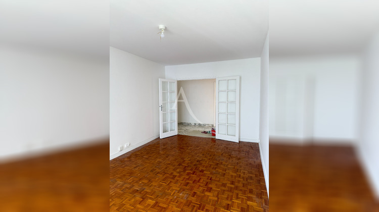 Ma-Cabane - Location Appartement SAINT-MAUR-DES-FOSSES, 63 m²