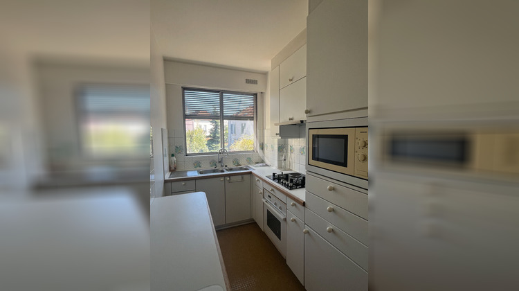 Ma-Cabane - Location Appartement SAINT-MAUR-DES-FOSSES, 63 m²