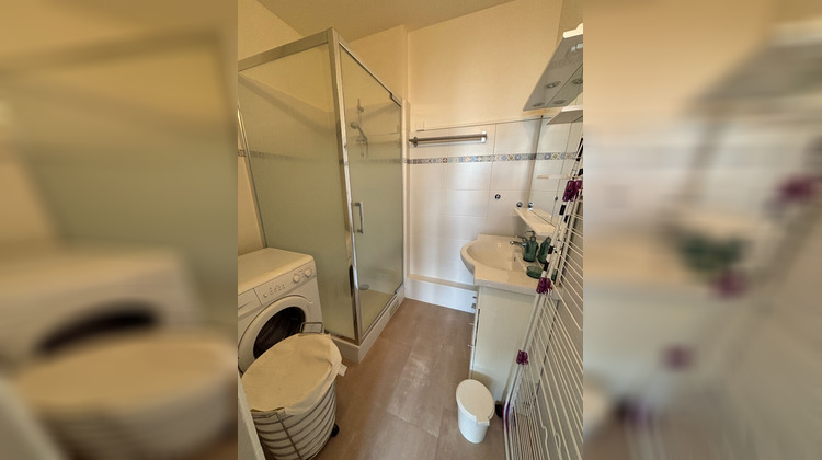 Ma-Cabane - Location Appartement SAINT-MAUR-DES-FOSSES, 45 m²