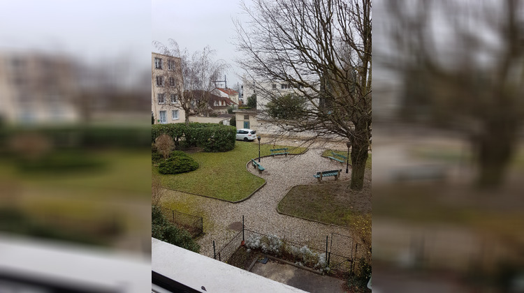 Ma-Cabane - Location Appartement SAINT-MAUR-DES-FOSSES, 46 m²