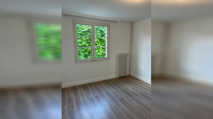Ma-Cabane - Location Appartement SAINT-MAUR-DES-FOSSES, 46 m²
