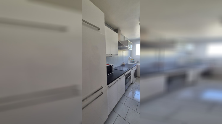Ma-Cabane - Location Appartement SAINT-MAUR-DES-FOSSES, 48 m²