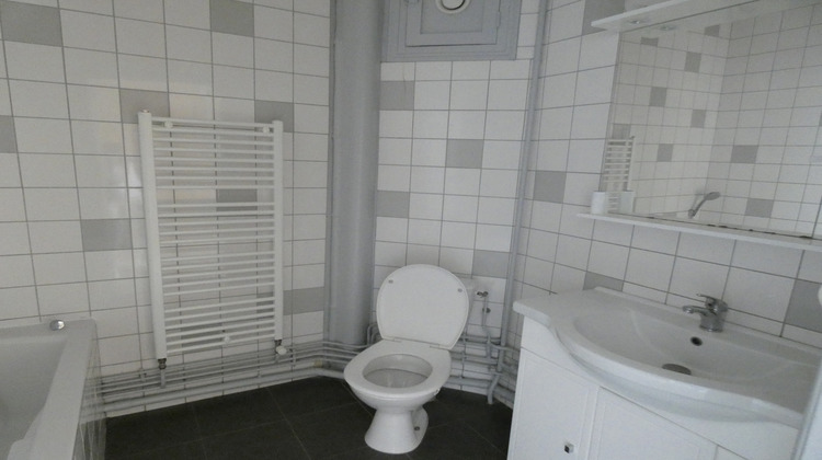 Ma-Cabane - Location Appartement Saint-Max, 64 m²