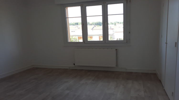Ma-Cabane - Location Appartement Saint-Max, 61 m²
