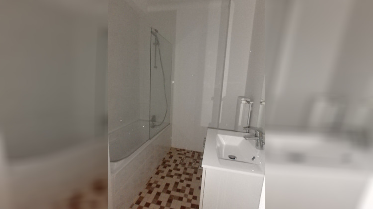 Ma-Cabane - Location Appartement Saint-Max, 61 m²