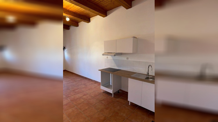Ma-Cabane - Location Appartement Saint-Maximin-la-Sainte-Baume, 62 m²