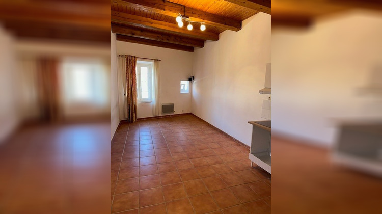 Ma-Cabane - Location Appartement Saint-Maximin-la-Sainte-Baume, 62 m²