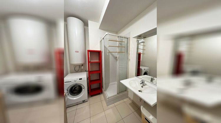 Ma-Cabane - Location Appartement SAINT-MAXIMIN-LA-SAINTE-BAUME, 59 m²