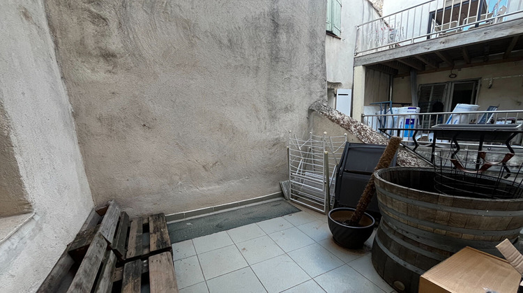 Ma-Cabane - Location Appartement SAINT-MAXIMIN-LA-SAINTE-BAUME, 33 m²