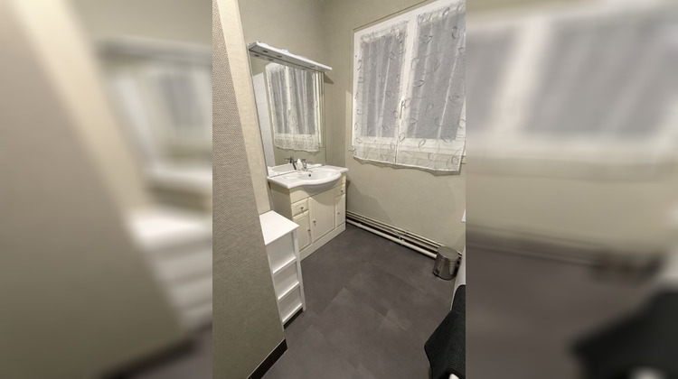 Ma-Cabane - Location Appartement SAINT-NICOLAS-D'ALIERMONT, 51 m²