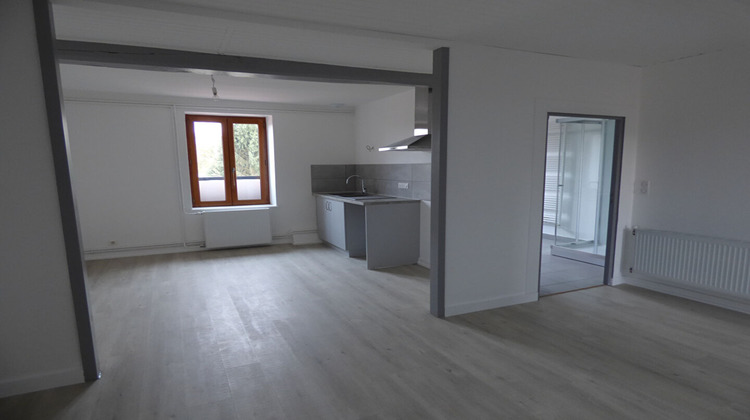 Ma-Cabane - Location Appartement SAINT-NIZIER-LE-BOUCHOUX, 78 m²