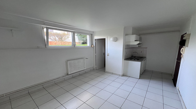 Ma-Cabane - Location Appartement SAINT-NOM-LA-BRETECHE, 14 m²