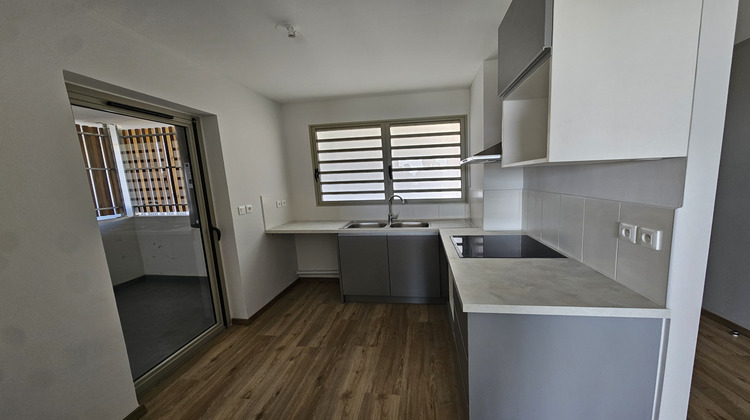 Ma-Cabane - Location Appartement Saint-Paul, 60 m²