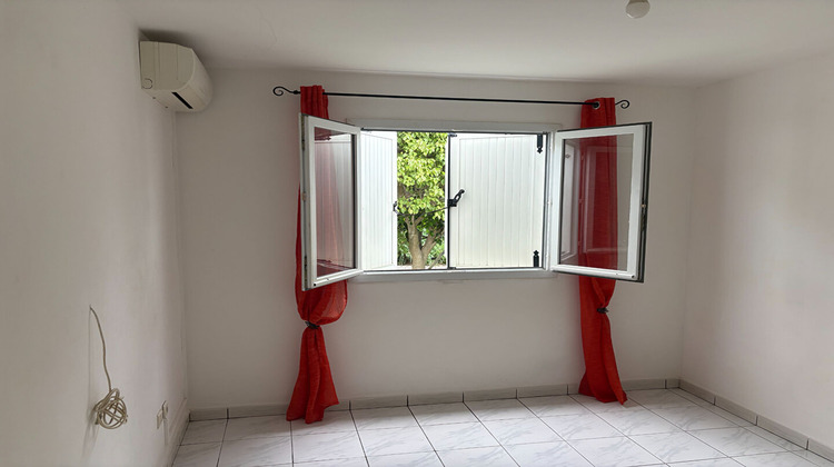 Ma-Cabane - Location Appartement SAINT-PAUL, 45 m²
