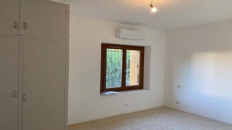 Ma-Cabane - Location Appartement Saint-paul-le-jeune, 29 m²