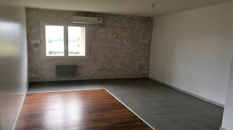 Ma-Cabane - Location Appartement Saint-Paul-lès-Romans, 50 m²
