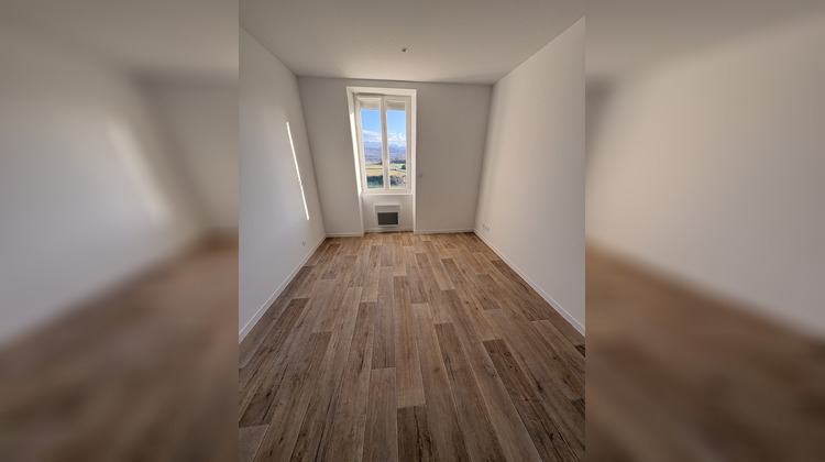 Ma-Cabane - Location Appartement Saint-Paul-lès-Romans, 95 m²