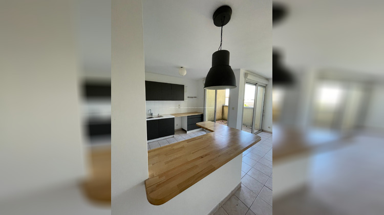 Ma-Cabane - Location Appartement Saint-Paul-Trois-Châteaux, 58 m²