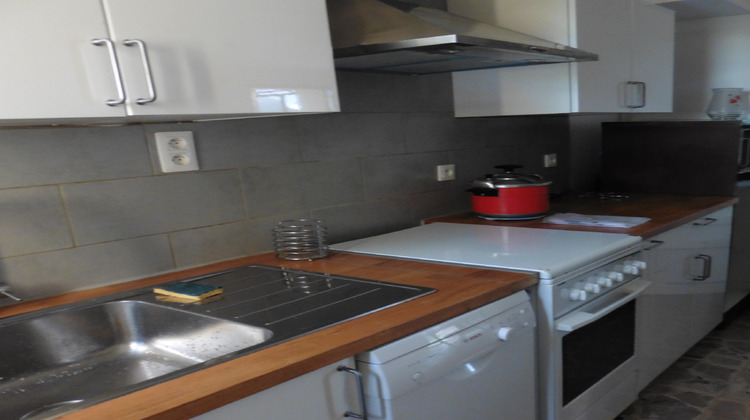 Ma-Cabane - Location Appartement Saint-Paulet-de-Caisson, 46 m²