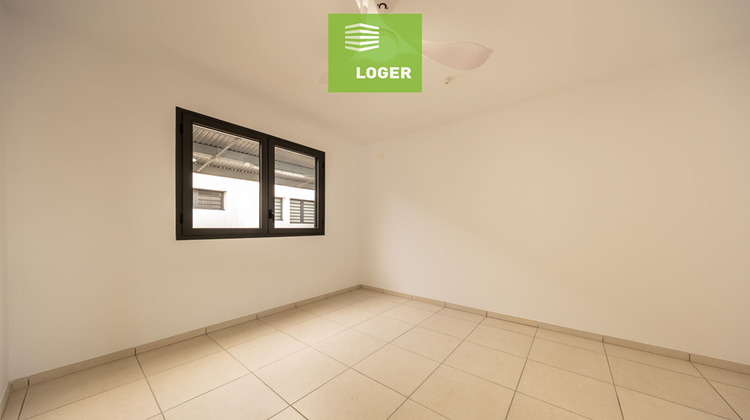 Ma-Cabane - Location Appartement SAINT-PIERRE, 61 m²