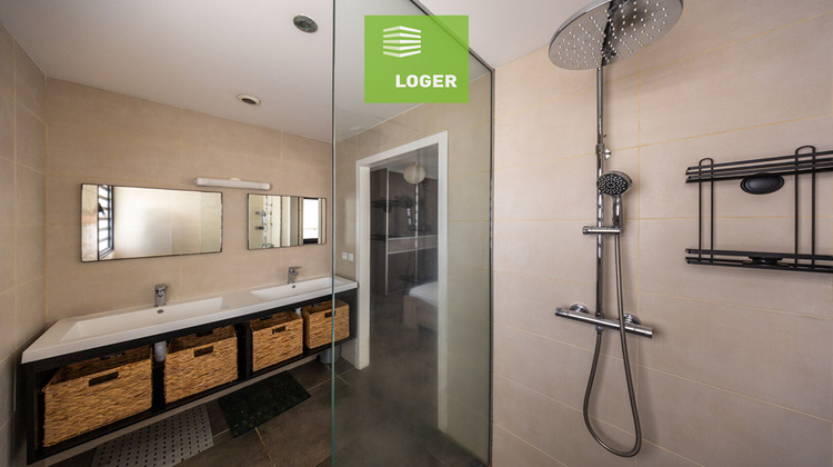 Ma-Cabane - Location Appartement SAINT-PIERRE, 66 m²