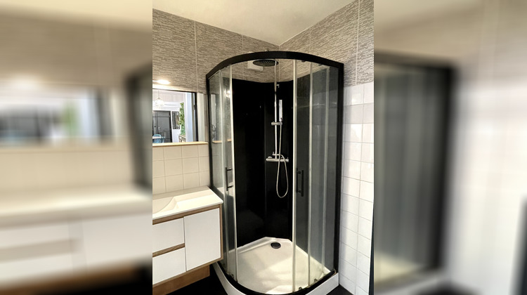Ma-Cabane - Location Appartement SAINT-PIERRE, 66 m²