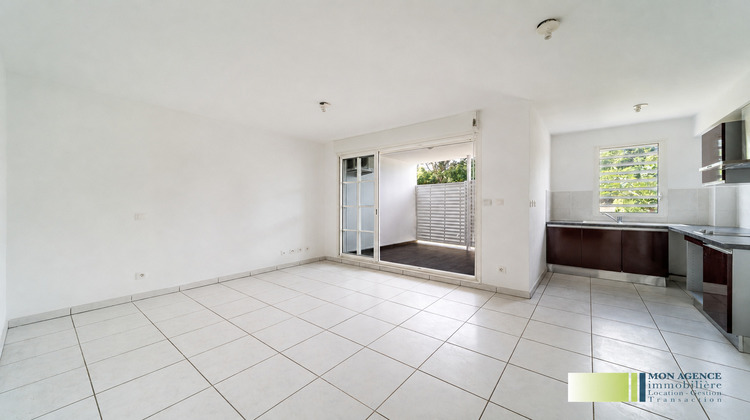 Ma-Cabane - Location Appartement SAINT-PIERRE, 30 m²