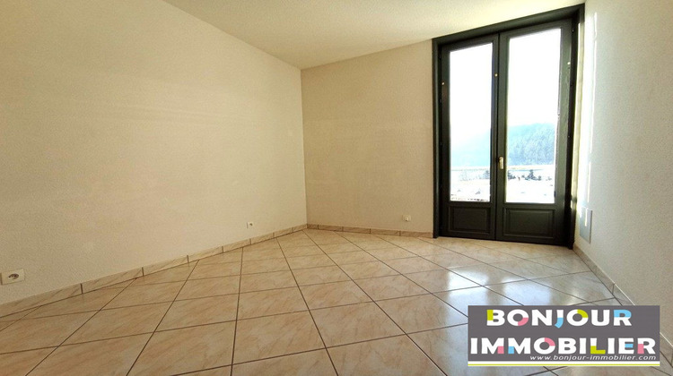 Ma-Cabane - Location Appartement Saint-Pierre-de-Chartreuse, 38 m²