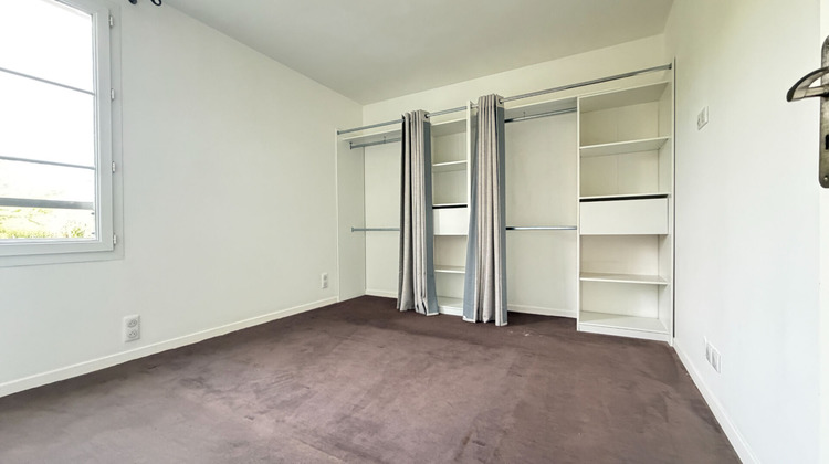 Ma-Cabane - Location Appartement SAINT-PIERRE-DU-PERRAY, 56 m²
