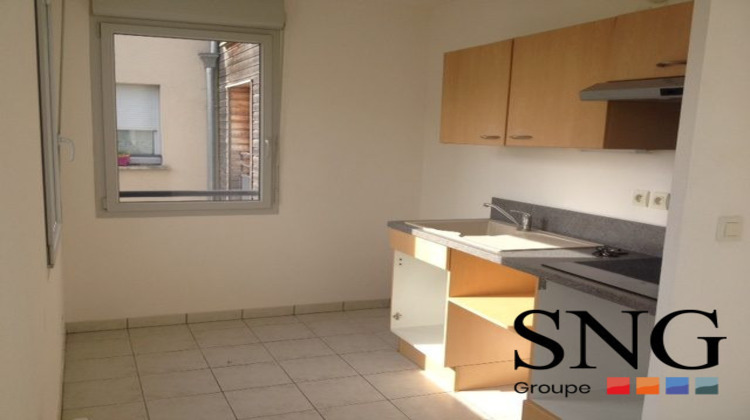 Ma-Cabane - Location Appartement Saint-Pol-sur-Ternoise, 46 m²