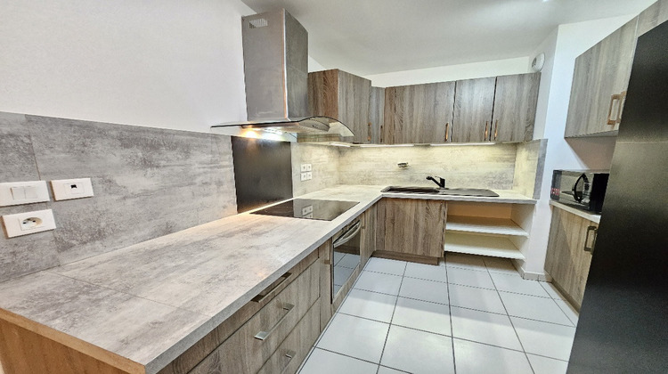 Ma-Cabane - Location Appartement Saint-Priest, 20 m²