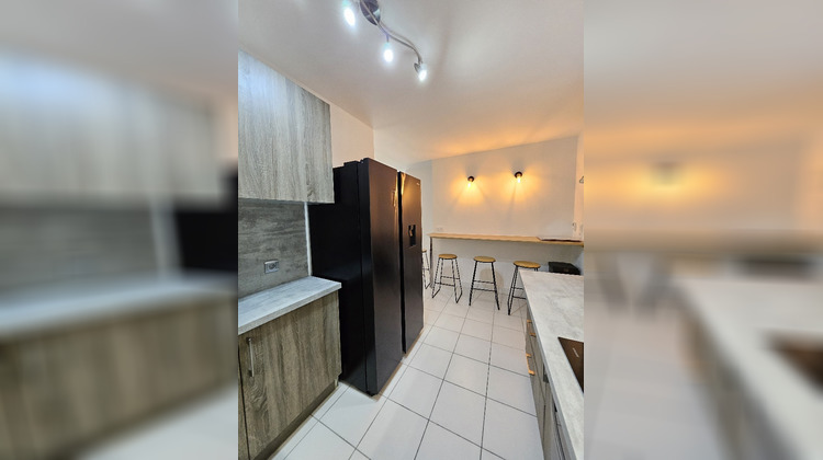 Ma-Cabane - Location Appartement Saint-Priest, 20 m²