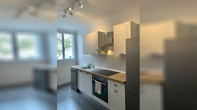 Ma-Cabane - Location Appartement SAINT-PRIEST, 81 m²