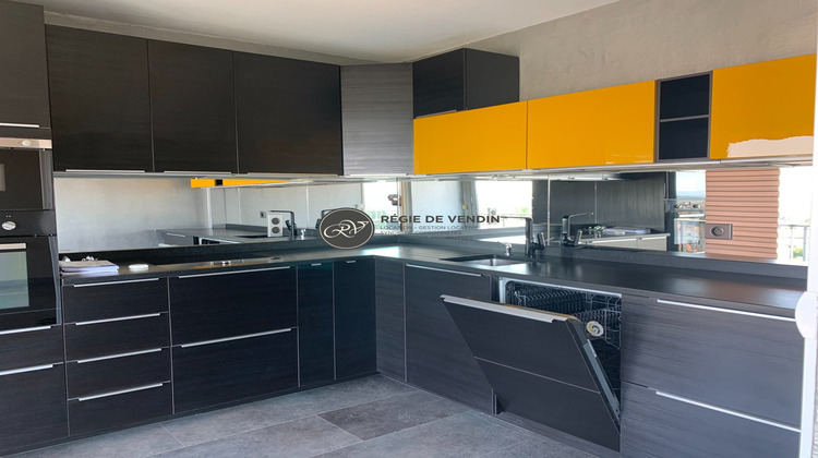 Ma-Cabane - Location Appartement Saint-Priest, 73 m²