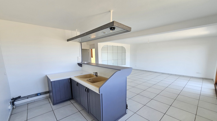 Ma-Cabane - Location Appartement Saint-Priest-en-Jarez, 46 m²