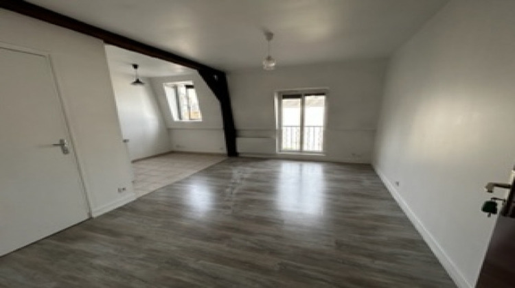 Ma-Cabane - Location Appartement SAINT-QUENTIN, 20 m²