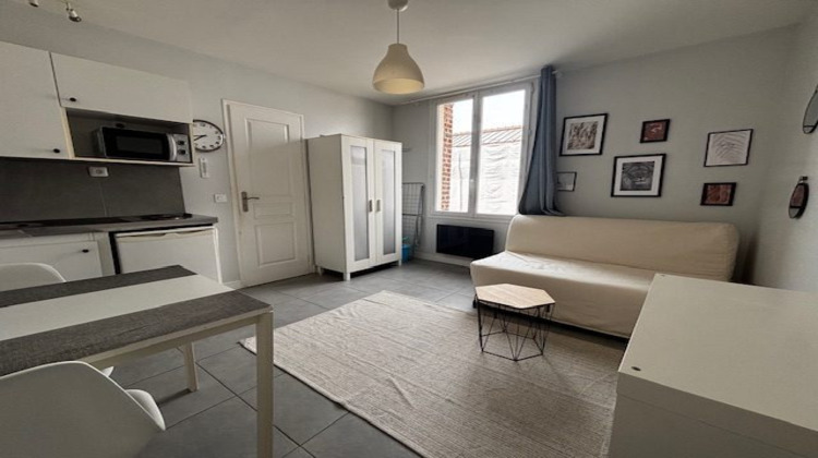 Ma-Cabane - Location Appartement Saint-Quentin, 14 m²