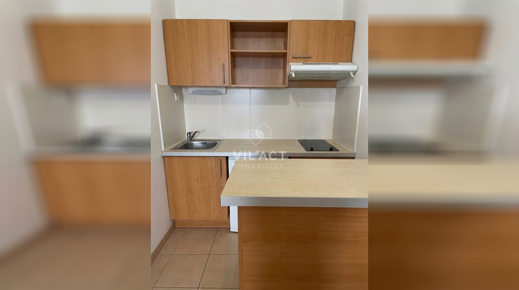 Ma-Cabane - Location Appartement Saint-Quentin-de-Baron, 34 m²