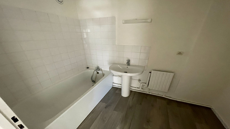 Ma-Cabane - Location Appartement SAINT-RAMBERT-EN-BUGEY, 73 m²