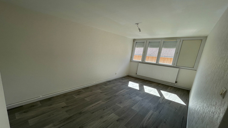 Ma-Cabane - Location Appartement SAINT-RAMBERT-EN-BUGEY, 73 m²
