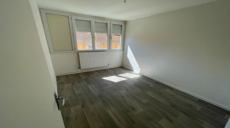 Ma-Cabane - Location Appartement SAINT-RAMBERT-EN-BUGEY, 73 m²