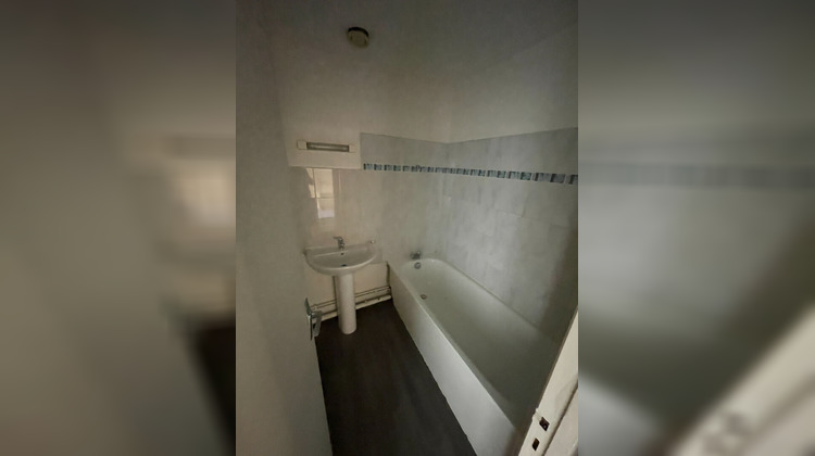 Ma-Cabane - Location Appartement SAINT-RAMBERT-EN-BUGEY, 59 m²