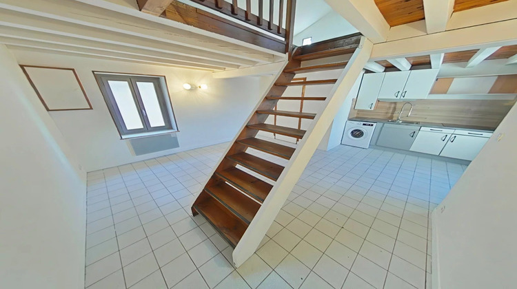 Ma-Cabane - Location Appartement Saint-Romain-le-Puy, 37 m²