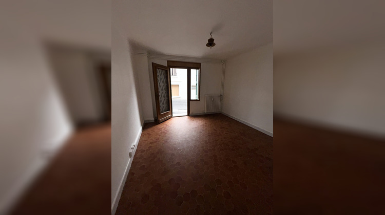 Ma-Cabane - Location Appartement Saint-Romain-le-Puy, 55 m²