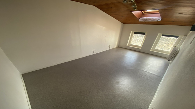 Ma-Cabane - Location Appartement Saint-Romain-le-Puy, 66 m²